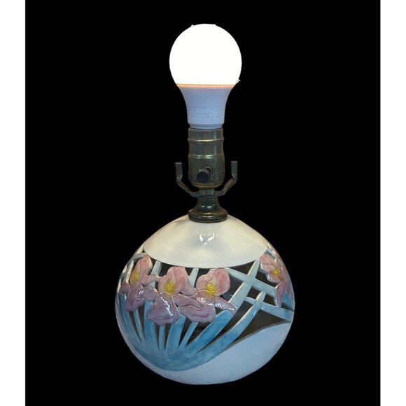 Vintage Art Pottery Lamp Pink Iris Flowers David Nelson Cut Out Floral Cottage - Picture 3 of 10